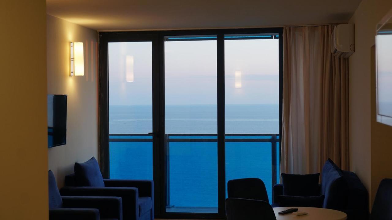 Trip Batumi 아파트 호텔 외부 사진